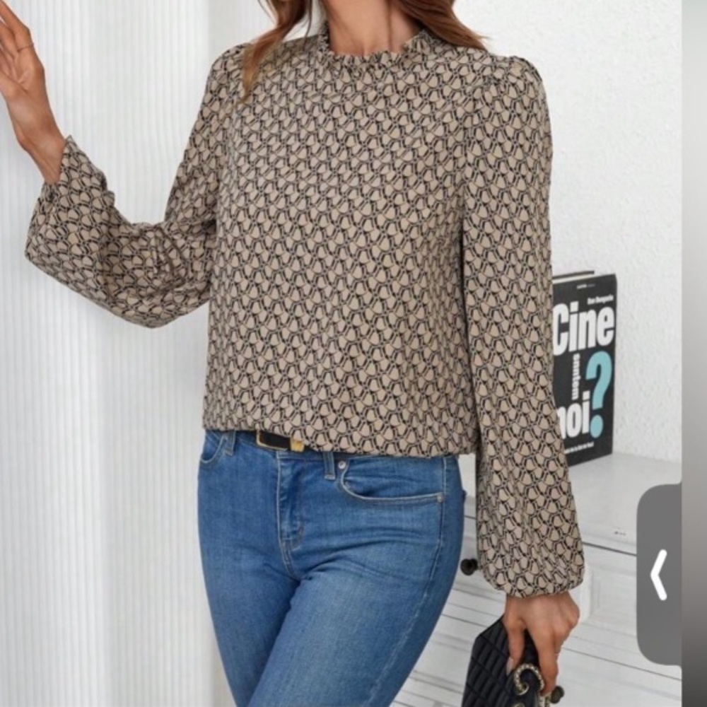 SHEIN LUNE Allover Printed Lantern Sleeve Shirt size XS new without tag